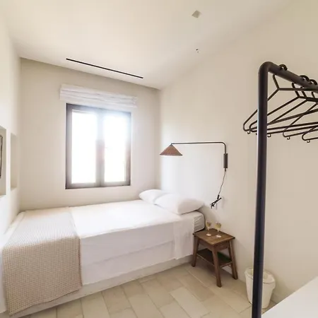Mini-hôtel Yasemi *